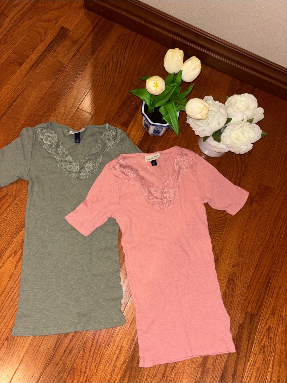 Universal Thread Lace Trim V-Neck Tshirt - Sage Green and Dusty pink